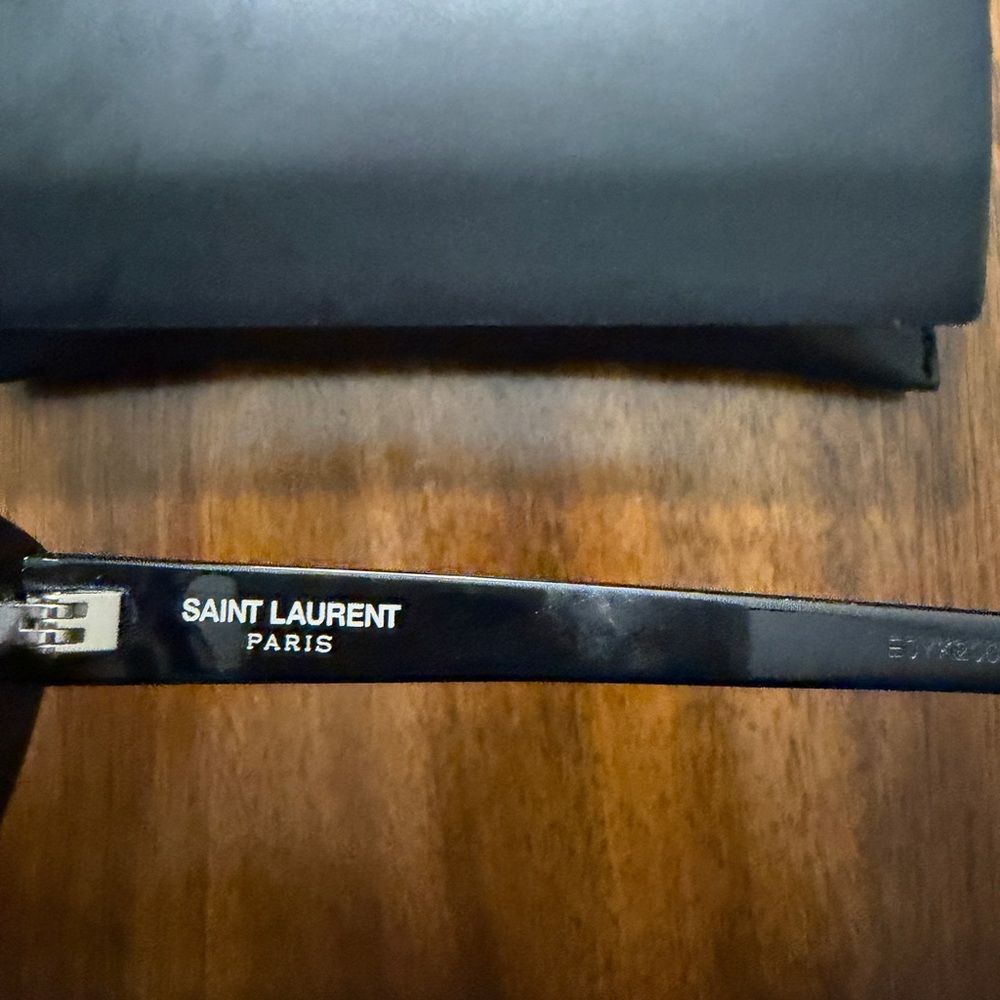 Saint Laurent Black Oversized Cat-Eye Glasses - Picture 3 of 6